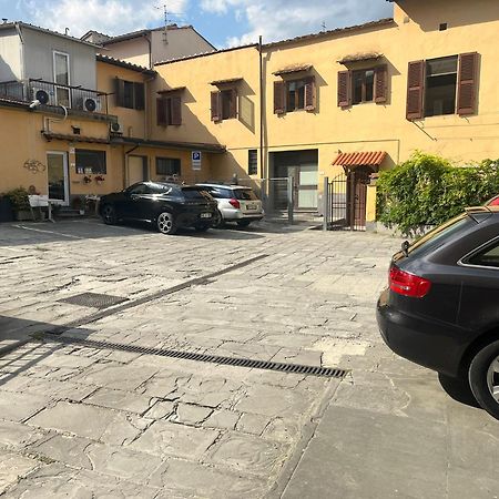 Appartamenti La Piazzetta Vicino A Firenze Signa Exteriör bild