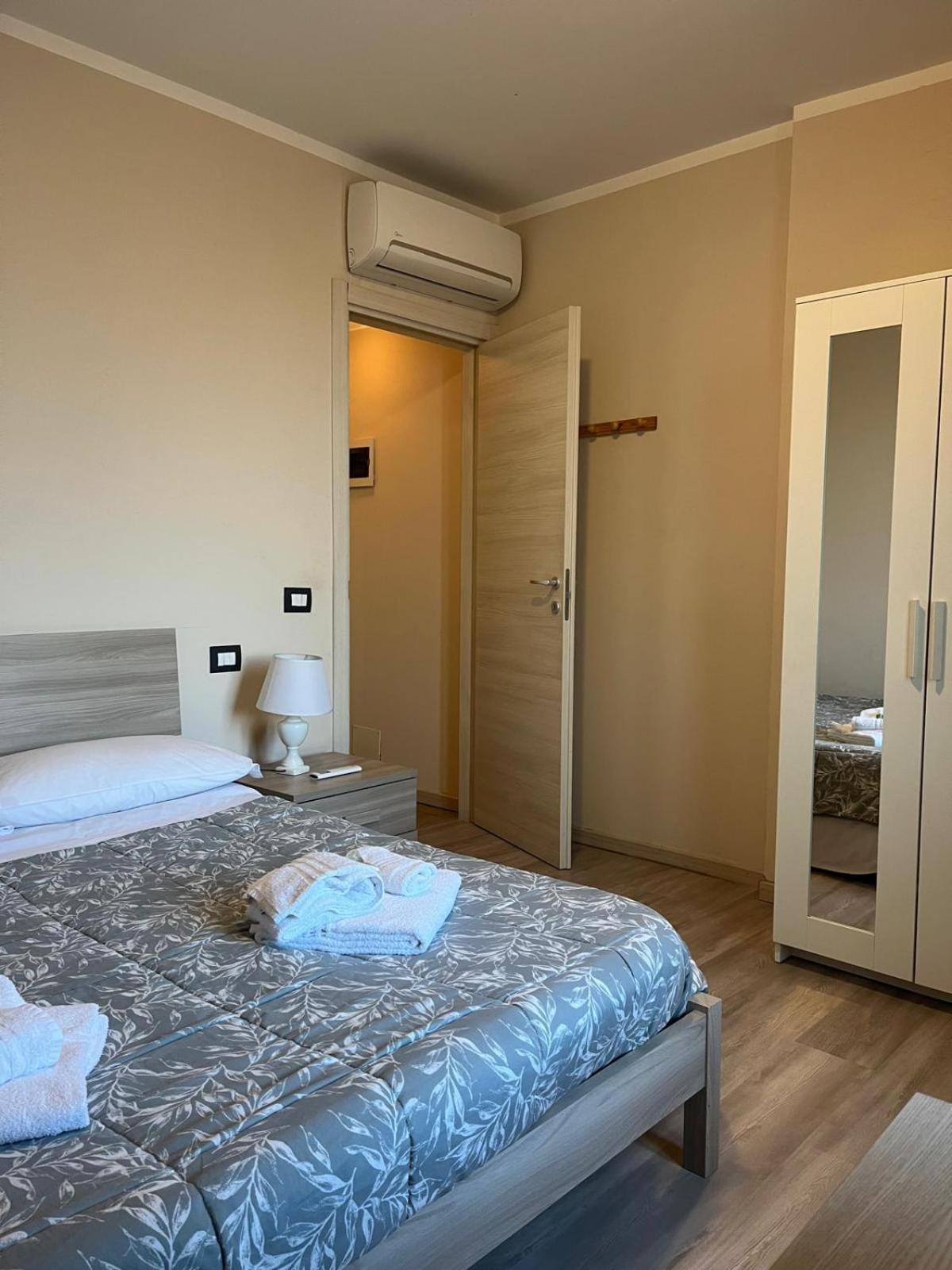 Appartamenti La Piazzetta Vicino A Firenze Signa Exteriör bild